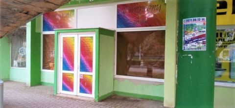 Kiadó Üzlethelyiség 7300 Komló 