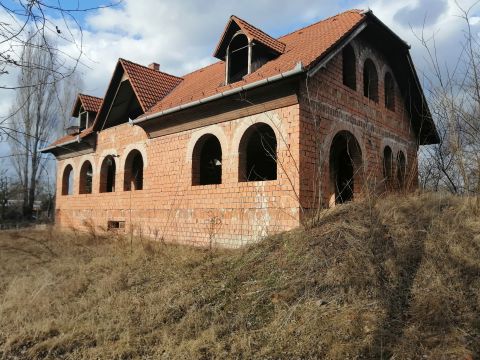 Eladó Ház 6000 Kecskemét Kecskemét Úrihegy