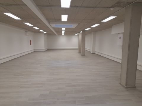 Eladó Üzlethelyiség 4026 Debrecen 