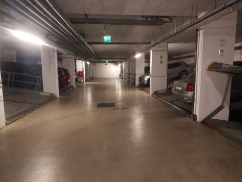 Eladó Parkoló 1146 Budapest 14. kerület Teremgarázs beálló a Récsei Centernél