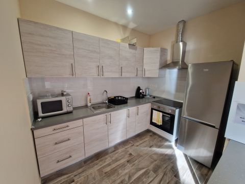 Eladó Lakás 6500 Baja , 'Belvárosi apartmnház-5 db felújított apartmannal! 