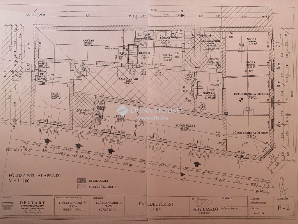 Eladó Üzlethelyiség, Komárom-Esztergom megye, Tata - Tatán a Kossuth tér szomszédságában