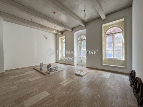 Eladó Üzlethelyiség, Budapest 8. kerület - Palotanegyedben AA++ újépítésű üzlethelyiség eladó