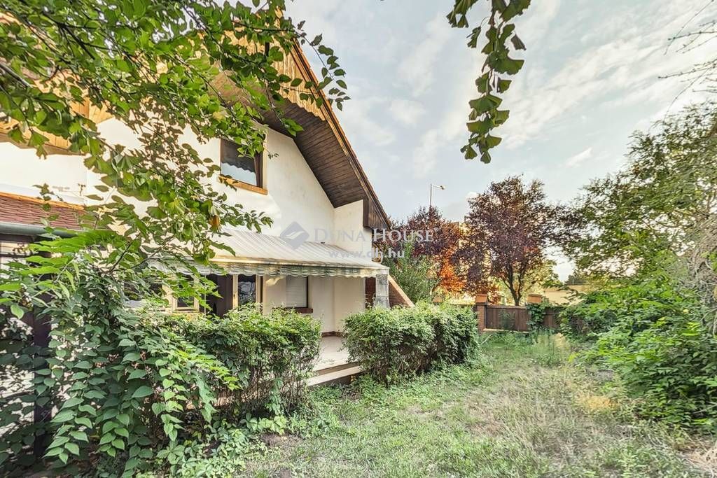 6000 Kecskemét , Kecskeméten Hollandfaluban nappali + 4 szobás sorházi lakás eladó — 1/18