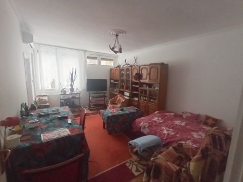 Eladó Lakás 1194 Budapest 19. kerület , Csendes kertvárösi környéken felujitott kétszobás tégla lakás