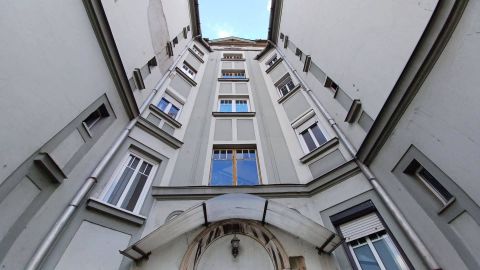 Kiadó Lakás 7623 Pécs Belváros-Egyetemek között félúton-bútorozatlan-albérlet