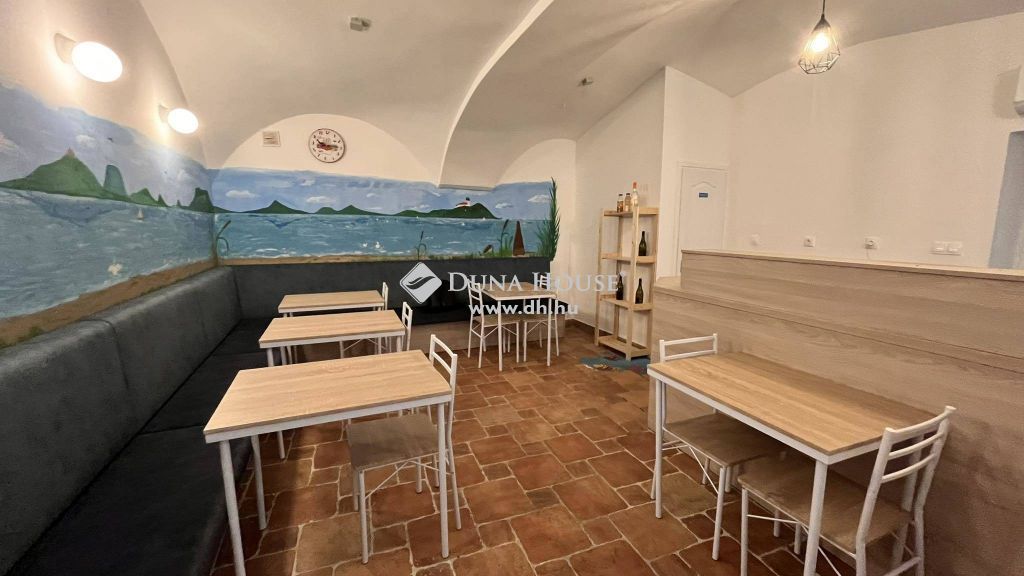 9700 Szombathely , Belvárosban — 1/25