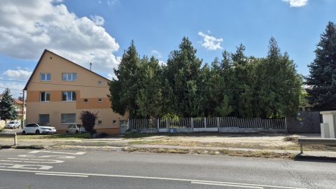 Kiadó Irodaépület 1112 Budapest 11. kerület TELJESKÖRŰEN FELÚJÍTOTT IRODAHÁZ M1-M7 MELLETT XI. KERÜLETBEN