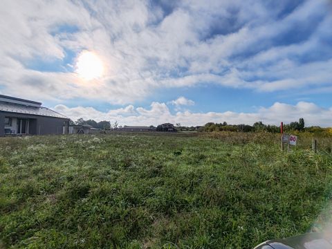 Eladó Telek 8600 Siófok , Siófok Újonnan kiépülő utcájában 2862 m2 - es telek eladó