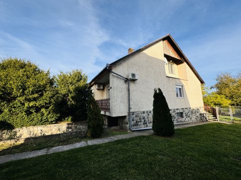 Eladó Ház 9019 Győr 