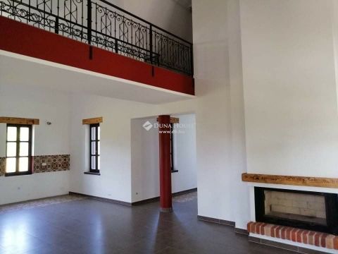 Eladó Ház 5100 Jászberény , Csendes helyen