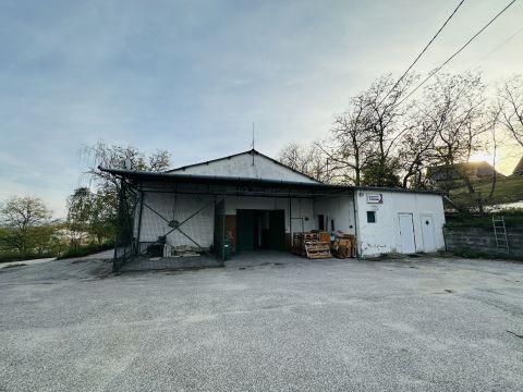 Eladó Ipari 2510 Dorog 