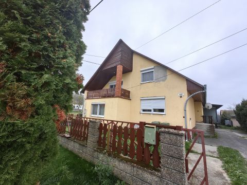 Eladó Ház 8900 Zalaegerszeg , Lehetőségek háza eladó Zalaegerszeg Mező utcában