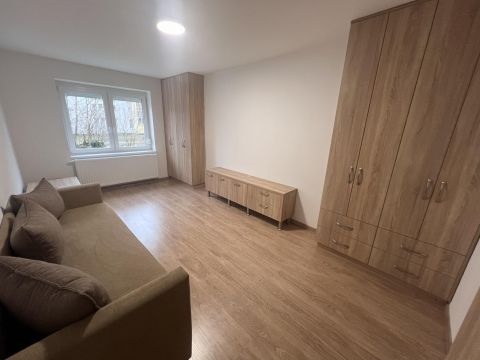 Kiadó Lakás 6000 Kecskemét 
