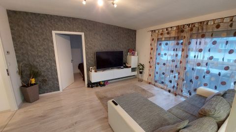 Eladó Lakás 2600 Vác , Belvároshoz közel