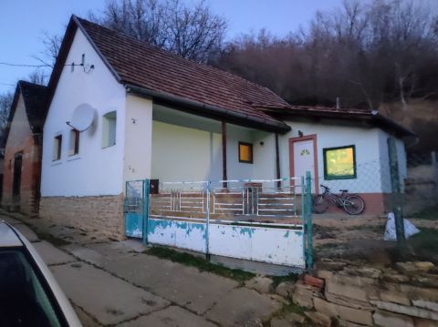 Eladó Ház 7695 Ófalu 