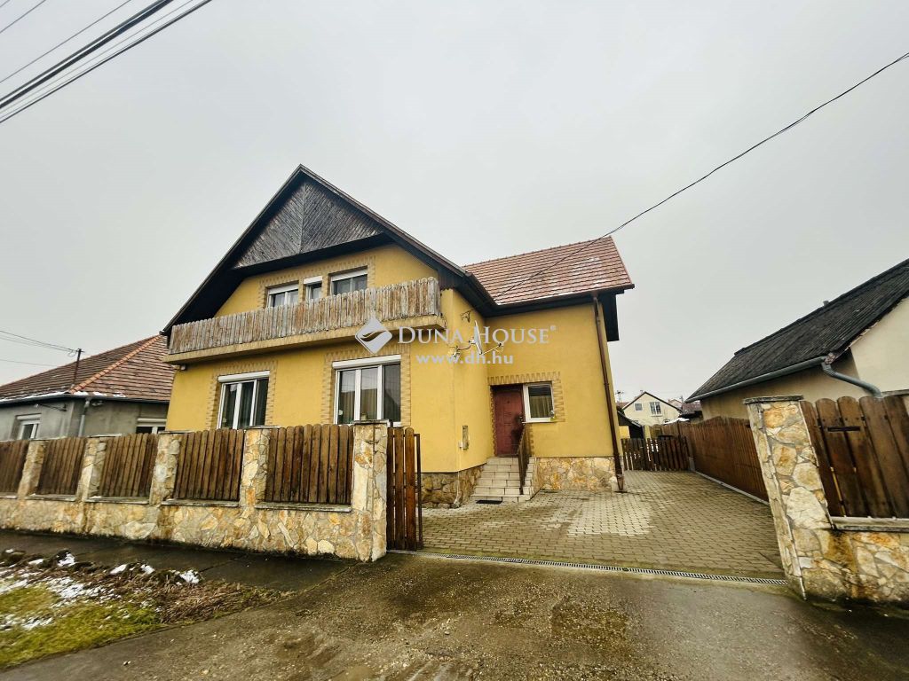 Eladó Ház 2360 Gyál, 
