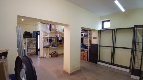 Eladó Üzlethelyiség 8600 Siófok Üzlethelyiség sok lehetőséggel...