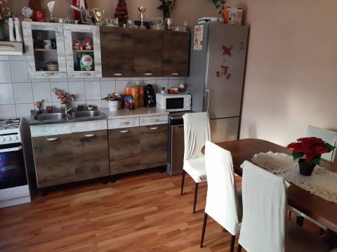 Eladó Ház 5130 Jászapáti , Jászapáti piac.