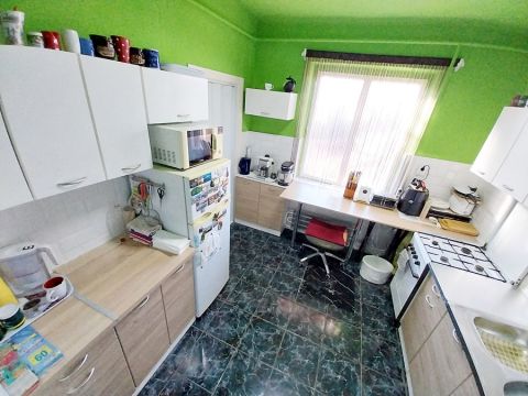 Eladó Ház 2800 Tatabánya ,  Kétgenerációs, Tatabánya csendes részén, gyönyörű panoráma.
