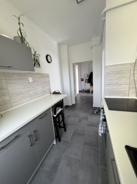 Eladó Lakás 8200 Veszprém 