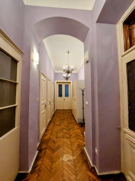 Kiadó Lakás 1065 Budapest 6. kerület Azonnal költözhető 4 szobás lakás a Bazilika közelében