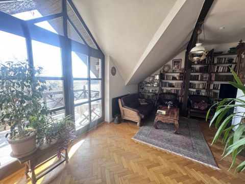 Eladó Ház 7815 Harkány Harkány lakóövezeti részén családi ház apartman házakkal
