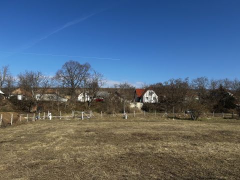 Eladó Telek 2519 Piliscsév 