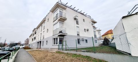 Eladó Lakás 2151 Fót 