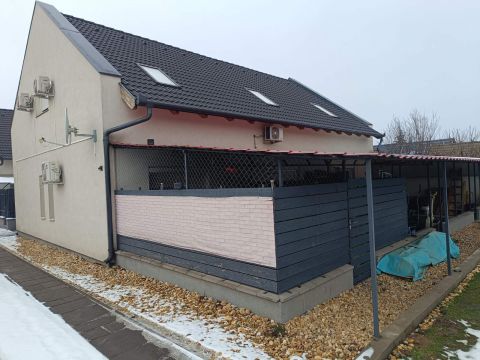 Eladó Ház 4243 Téglás 