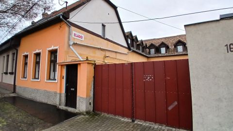 Eladó Ház 6000 Kecskemét 