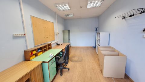 Kiadó Iroda 8900 Zalaegerszeg 
