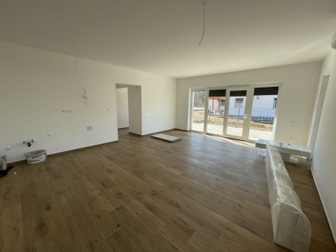 Eladó Ház 9600 Sárvár , Sárvár