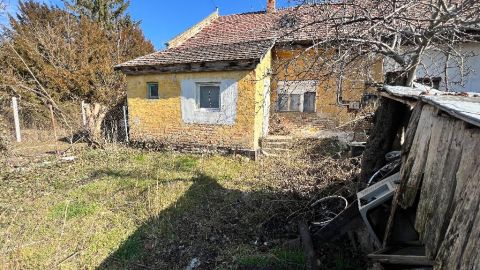 Eladó Lakás 8500 Pápa 8500 Pápa, Város eleje