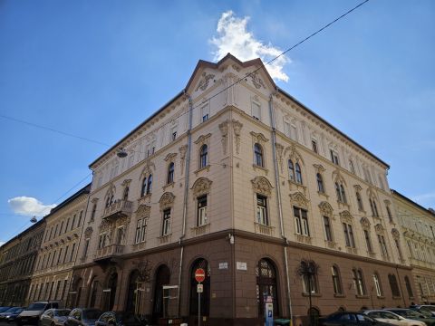 Eladó Lakás 1074 Budapest 7. kerület 