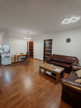 Kiadó Lakás 2700 Cegléd 