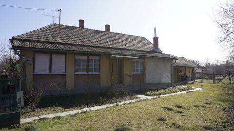 Eladó Ház 5361 Tiszaigar 