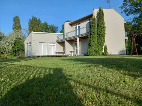 Eladó Ház 8624 Balatonszárszó 