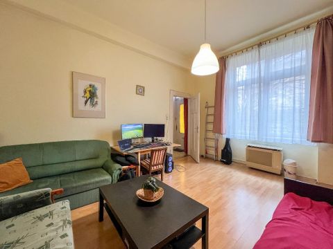 Eladó Lakás 1084 Budapest 8. kerület , 1084 Budapest 8, Csarnok negyed