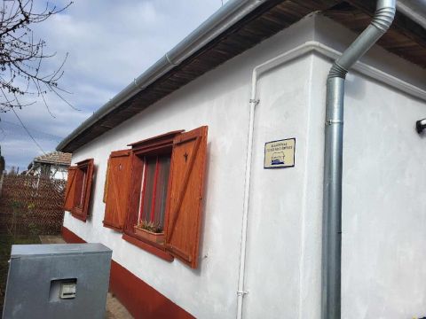 Eladó Ház 2252 Tóalmás 2252 Tóalmás, Központhoz közeli