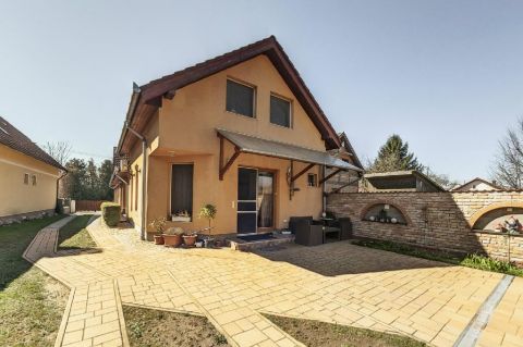 Eladó Ház 9177 Ásványráró , 9177 Ásványráró, Thermál fürdő