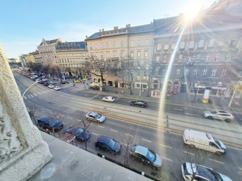 Kiadó Lakás 1073 Budapest 7. kerület , Irodának kiadó az Erzsébet körúton