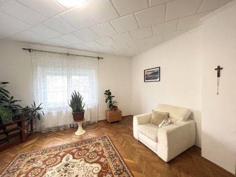 Eladó Ház 8412 Veszprém Gyulafirátót 