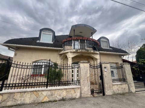 Eladó Ház 1213 Budapest 21. kerület , 1213 Budapest 21, Csepel Királyerdő