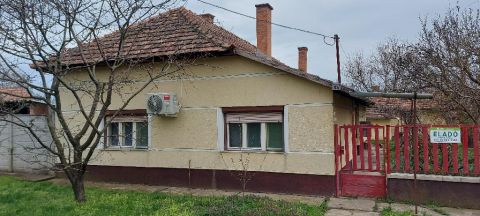 Eladó Ház 5440 Kunszentmárton , 5440 Kunszentmárton, Csendes