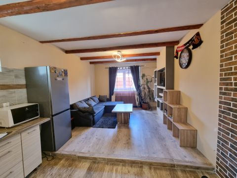 Eladó Ház 8095 Pákozd Csendes utcában!