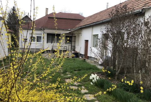 Eladó Ház 2521 Csolnok 