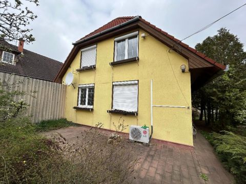 Eladó Ház 4246 Nyíregyháza , 4405 Nyíregyháza, Borbánya