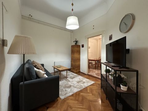 Kiadó Lakás 1074 Budapest 7. kerület 