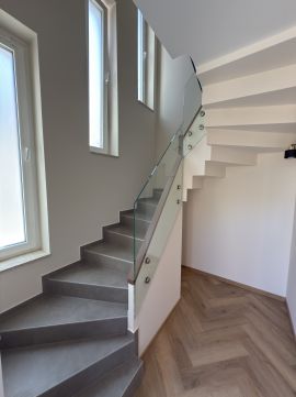 Kiadó Ház 2800 Tatabánya 